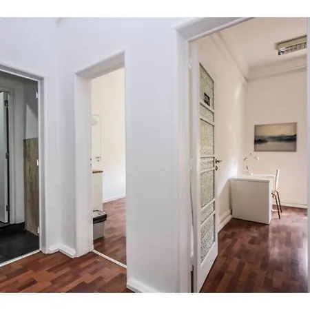 Houze Spacious 9 Bedroom Flat In Central Lisbon Lisbon